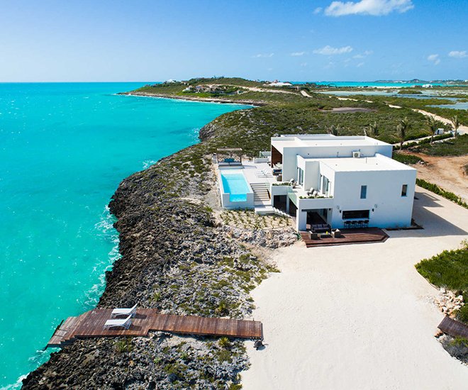  Waterfront Properties and Sea Views
